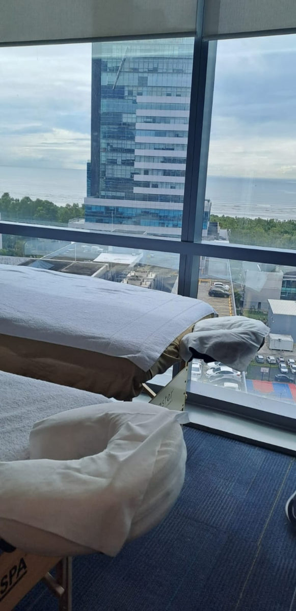 Masaje Post-parto Masaje a domicilio en Panamá – Danha Massage